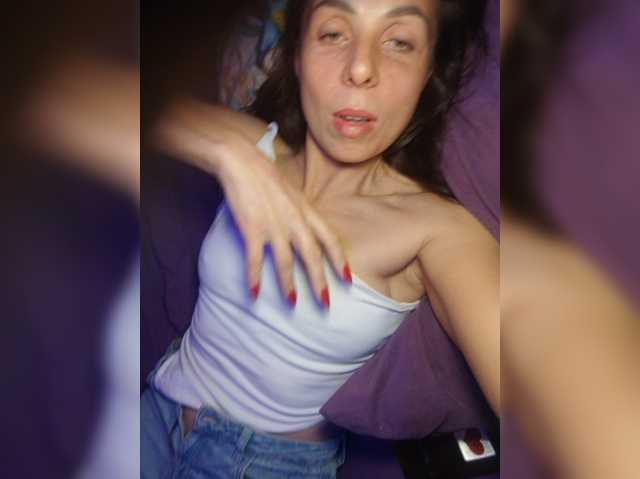 GentleSweet, en directo ahora en BongaCams
