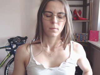 MegiKiss Porn Show
