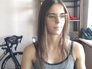 MegiKiss Porn Show