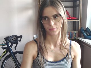 MegiKiss Porn Show
