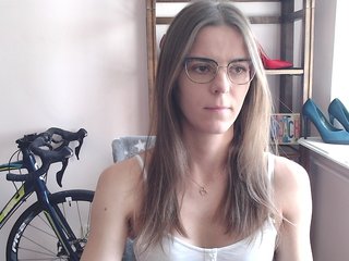 MegiKiss Porn Show