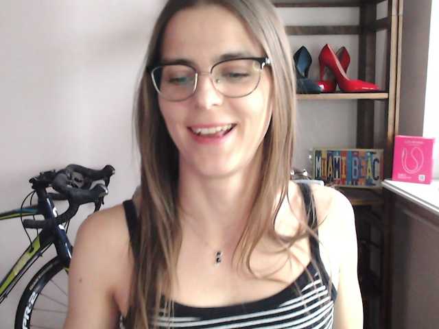 MegiKiss live cam on BongaCams