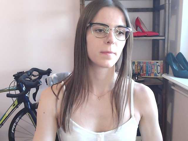 MegiKiss live cam on BongaCams
