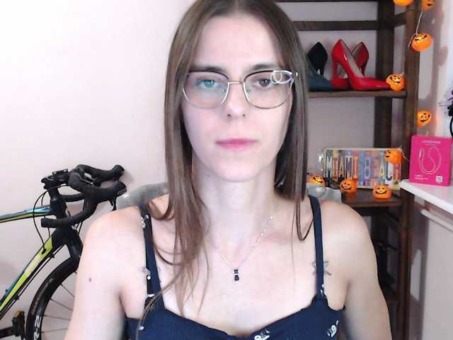MegiKiss live cam on BongaCams