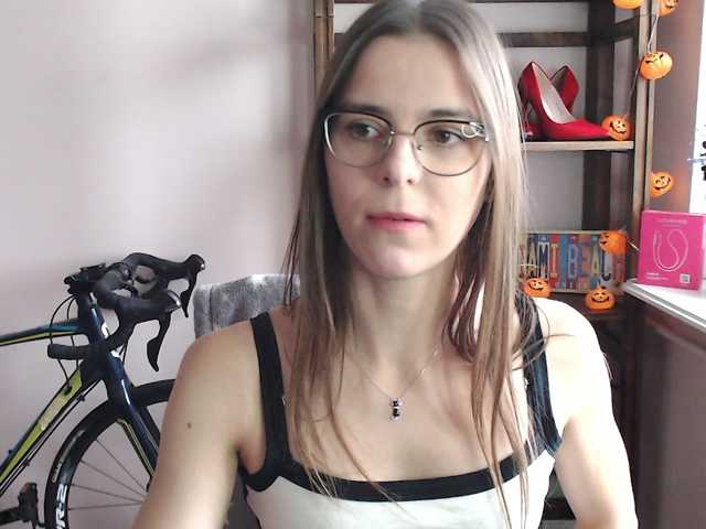 MegiKiss live cam on BongaCams