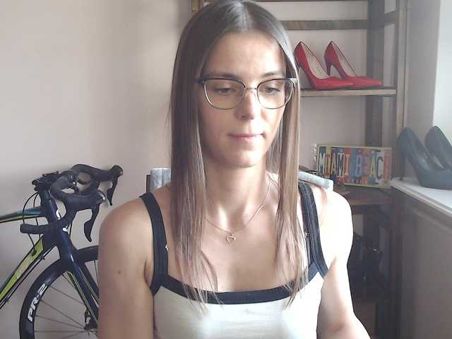 megikiss online