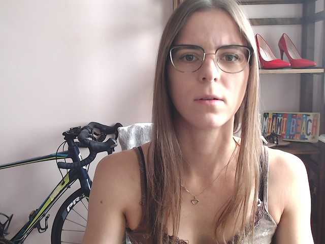 MegiKiss live on BongaCams