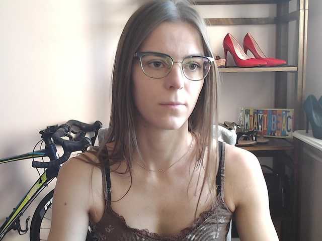 MegiKiss live cam on UnifiedCams
