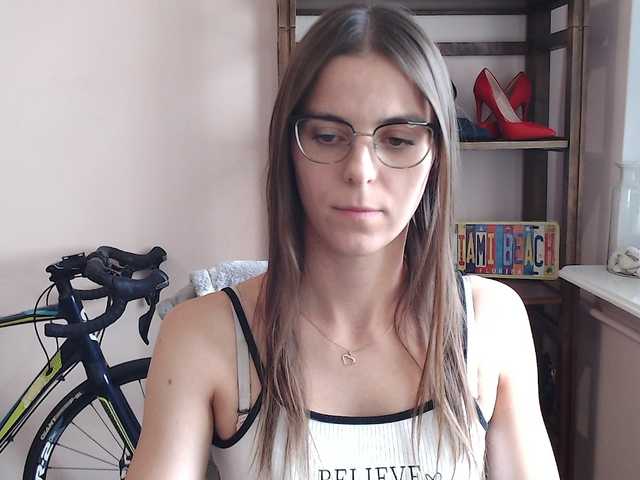 MegiKiss live cam on BongaCams