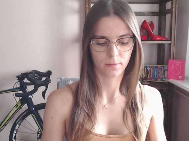 MegiKiss live cam on BongaCams