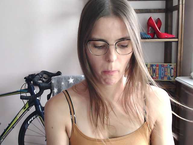 MegiKiss live cam on BongaCams