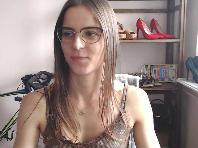 MegiKiss live cam on BongaCams