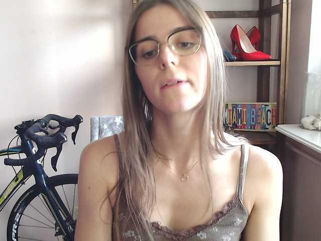 MegiKiss live cam on BongaCams