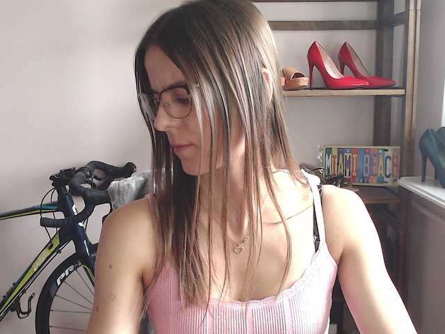 megikiss cam belle