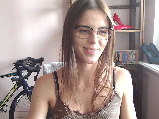 MegiKiss live cam on BongaCams