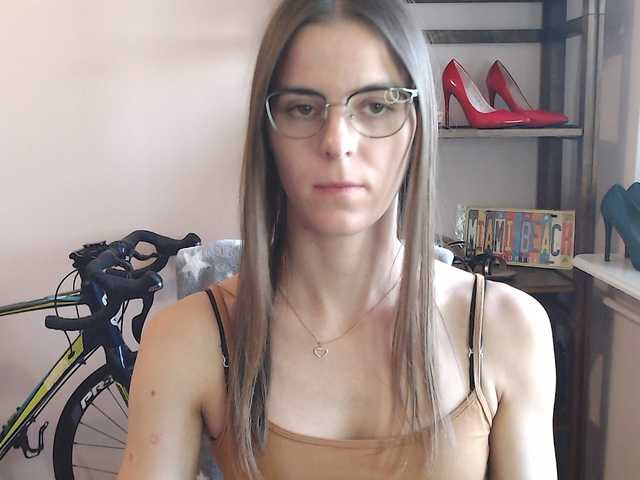 MegiKiss live cam on BongaCams