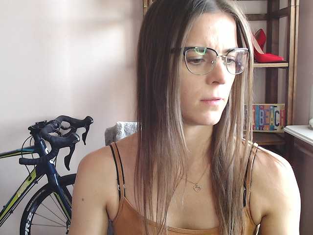 MegiKiss live cam on BongaCams