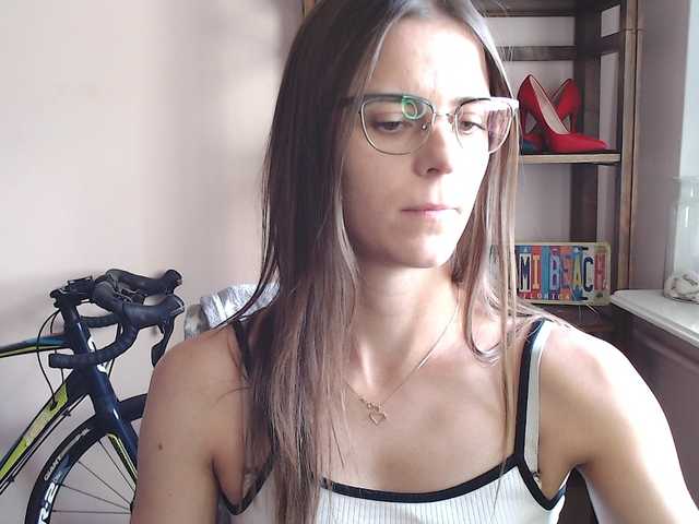 MegiKiss live cam on BongaCams