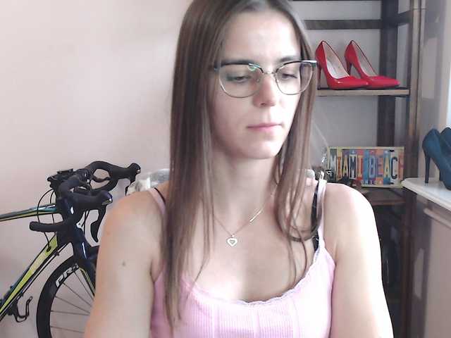 megikiss cam belle