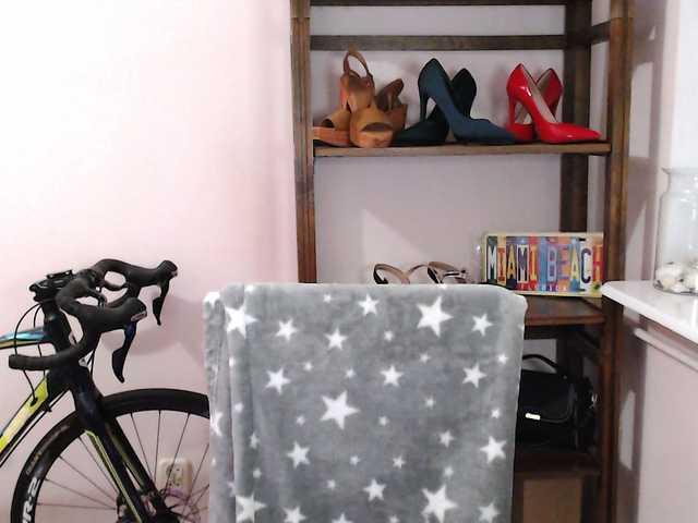 MegiKiss live cam on BongaCams