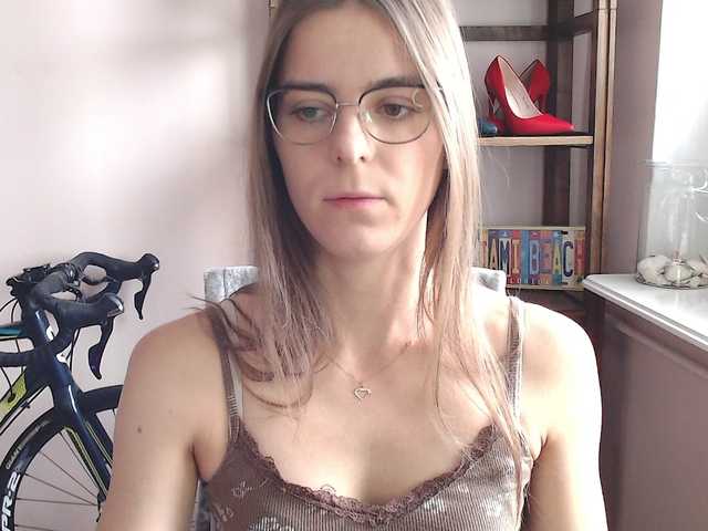 MegiKiss live cam on BongaCams
