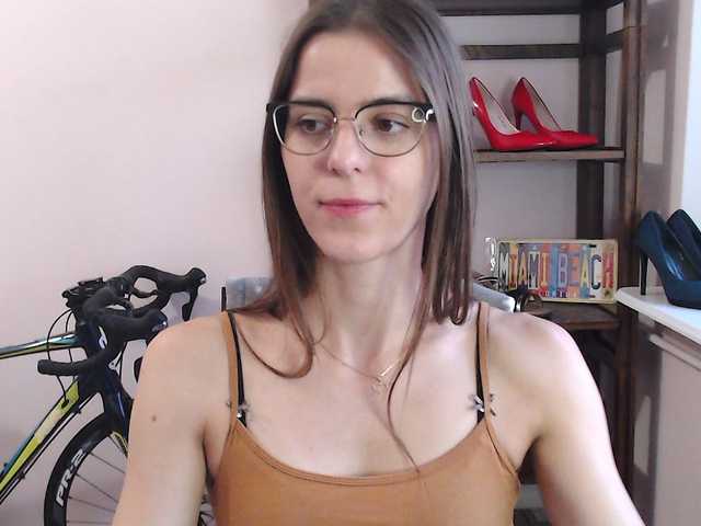 MegiKiss live cam on BongaCams