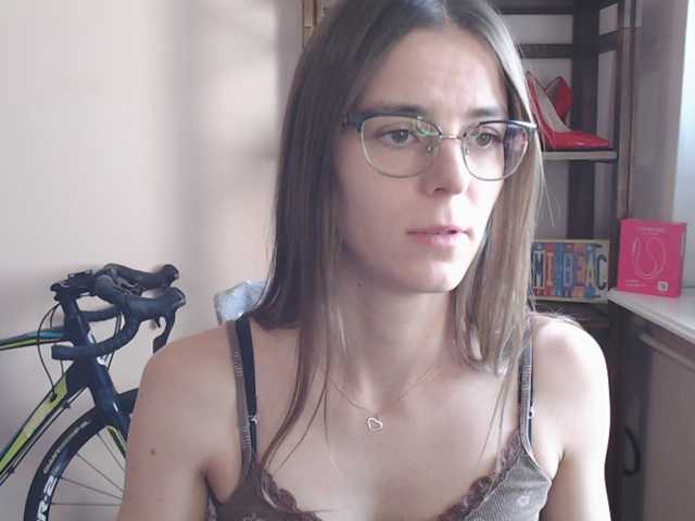 MegiKiss live cam on BongaCams