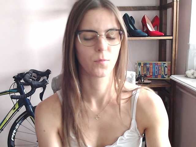 MegiKiss live cam on BongaCams