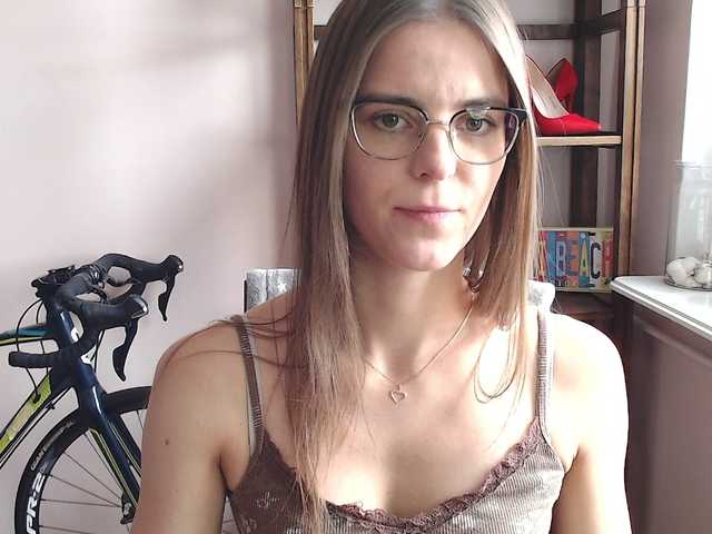 MegiKiss live cam on BongaCams