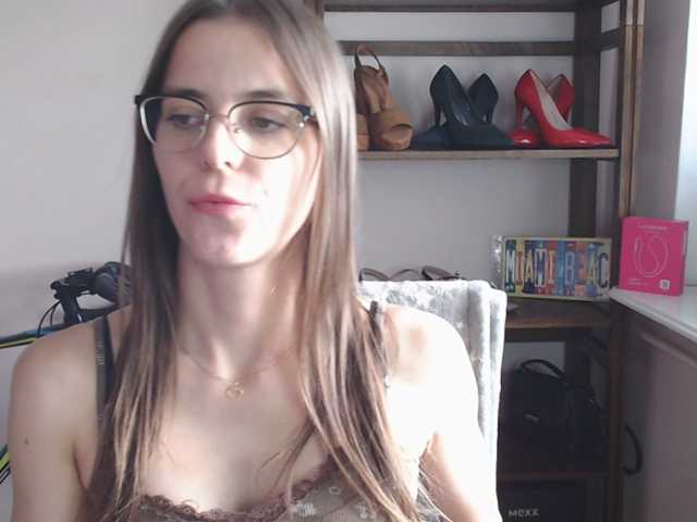 MegiKiss live cam on BongaCams