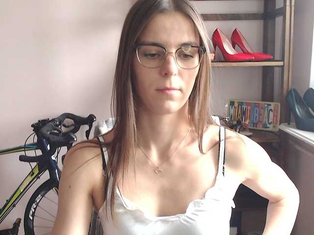 MegiKiss live cam on BongaCams