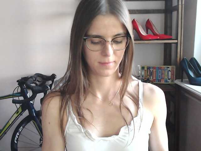 MegiKiss live cam on BongaCams