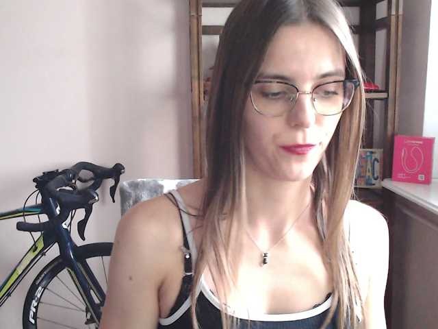 MegiKiss, en vivo ahora en BongaCams