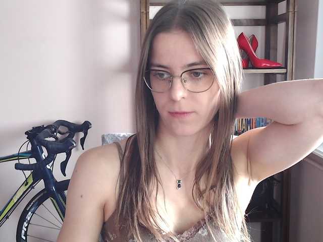 MegiKiss live cam on BongaCams