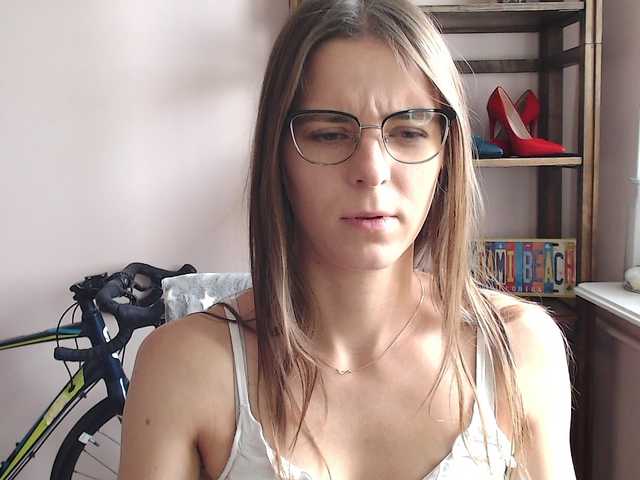 MegiKiss live cam on BongaCams