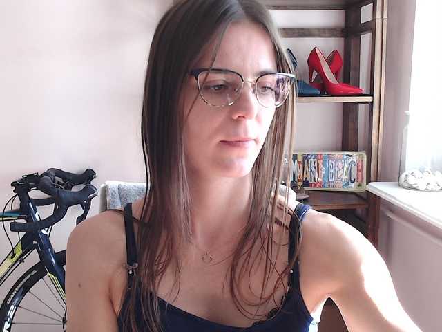 MegiKiss live cam preview