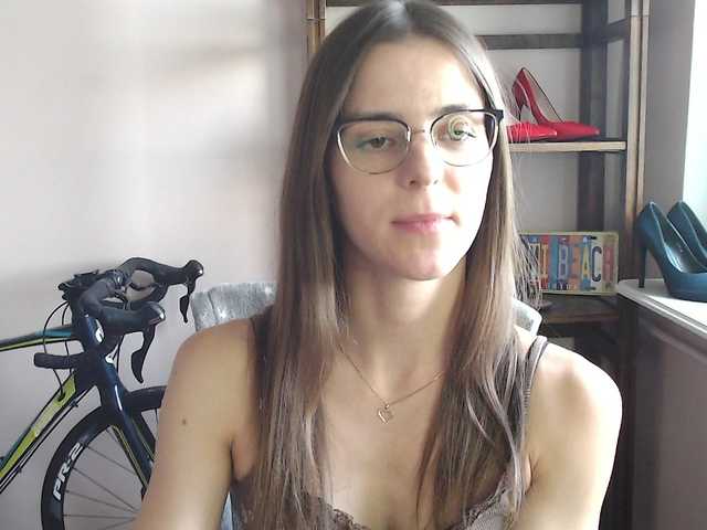 MegiKiss live cam on BongaCams