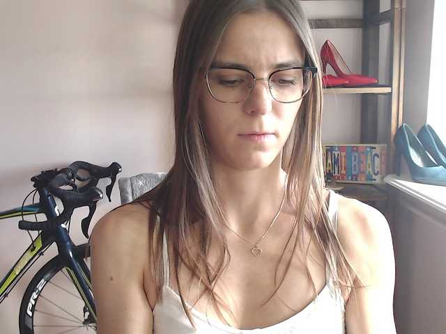 MegiKiss live cam on BongaCams