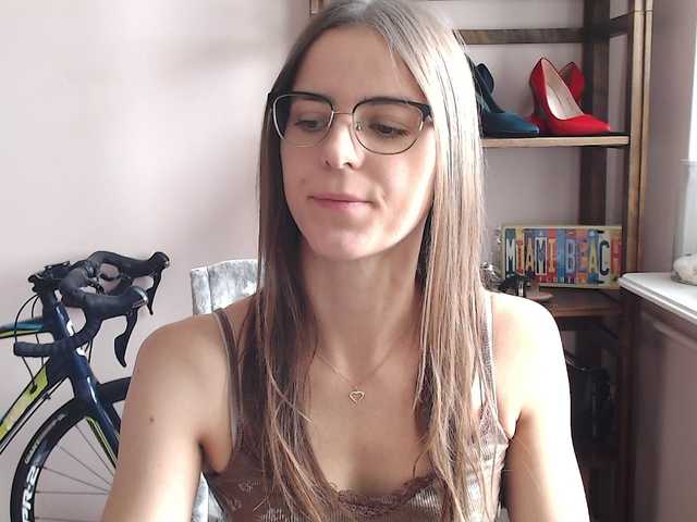 MegiKiss live cam on BongaCams