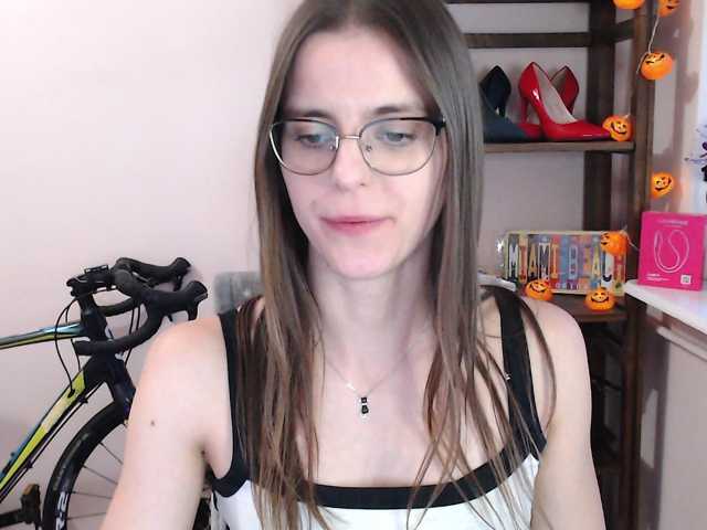 MegiKiss live cam on BongaCams