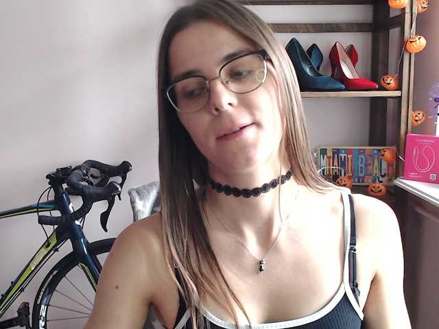 MegiKiss live cam on BongaCams