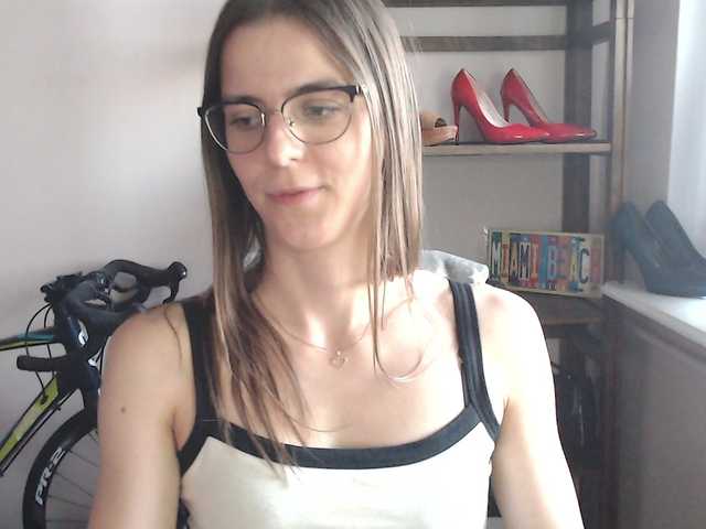 MegiKiss live cam on BongaCams