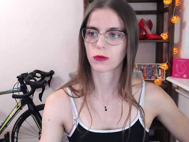 MegiKiss live cam on BongaCams