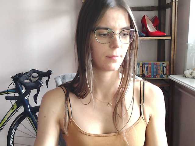 MegiKiss live cam on BongaCams