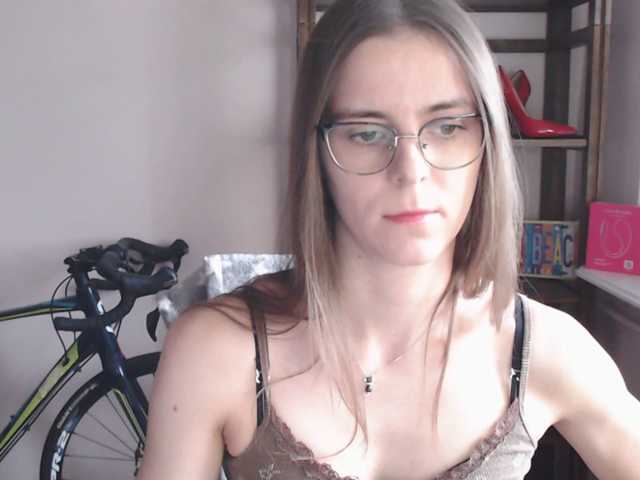 MegiKiss live cam on BongaCams