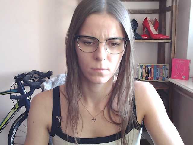 MegiKiss live cam on BongaCams