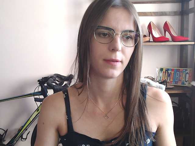 MegiKiss live cam on BongaCams