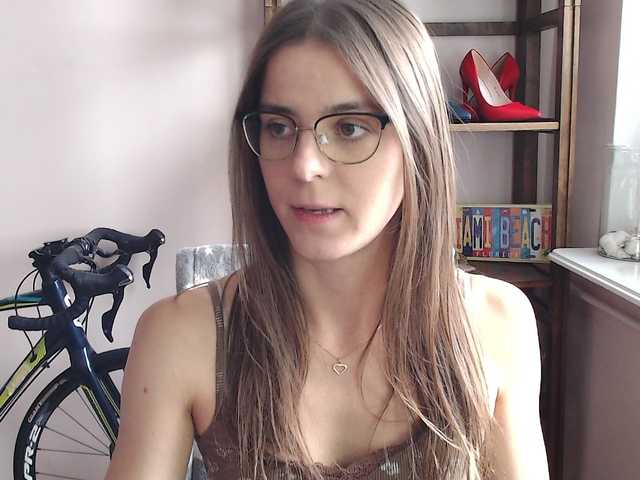 MegiKiss live cam on BongaCams