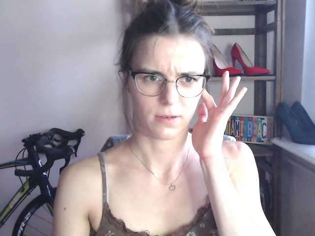 megikiss online