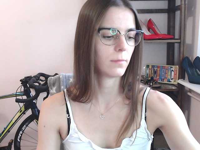 MegiKiss live cam on UnifiedCams